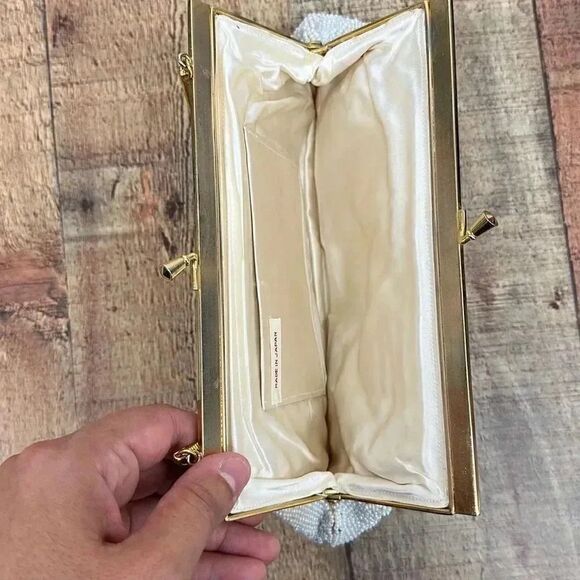 Vintage Beaded with Inlaid Mother of Pearl Evening Clutch